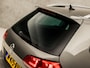 Volkswagen Golf Variant 1.4 TSI Sportline 150Pk Automaat (NAVIGATIE, CLIMATE, CRUISE, STOEL/STUURVERWARMING, SPORTSTOELEN, GETINT GLAS, TREKHAAK, PARKEERSENSOREN, NIEUWE APK, NIEUWSTAAT)