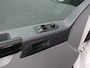 Volkswagen Transporter 2.0TDI Lang Achterdeuren | Airco | 3-Persoons | Betimmering | Trekhaak