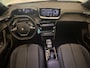 Peugeot 2008 1.2 Hybrid 136 Allure Parkeersensoren Voor + Achter | Digitaal Dashboard | Carplay | Climate Control | 17" Lichtmetaal | Airco (automatisch) | Apple Carplay/Android Auto|telefoonintegratie premium | Cruise control