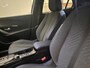 Peugeot 2008 1.2 Hybrid 136 Allure Parkeersensoren Voor + Achter | Digitaal Dashboard | Carplay | Climate Control | 17" Lichtmetaal | Airco (automatisch) | Apple Carplay/Android Auto|telefoonintegratie premium | Cruise control