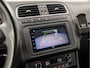 Volkswagen Polo 1.2 TSI Black Sport (APPLE CARPLAY, NAVIGATIE, CLIMATE, CRUISE, STOELVERWARMING, CAMERA, PARKEERSENSOREN, SPORTSTOELEN, LM VELGEN, NIEUWE APK, NIEUWSTAAT)