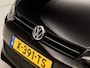Volkswagen Polo 1.2 TSI Black Sport (APPLE CARPLAY, NAVIGATIE, CLIMATE, CRUISE, STOELVERWARMING, CAMERA, PARKEERSENSOREN, SPORTSTOELEN, LM VELGEN, NIEUWE APK, NIEUWSTAAT)