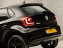 Volkswagen Polo 1.2 TSI Black Sport (APPLE CARPLAY, NAVIGATIE, CLIMATE, CRUISE, STOELVERWARMING, CAMERA, PARKEERSENSOREN, SPORTSTOELEN, LM VELGEN, NIEUWE APK, NIEUWSTAAT)