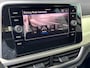 Volkswagen T-Roc 1.5 TSI 150pk Move | Navi | Carplay | Stoelverwarming | Rijlkaar incl. verlengde fabrieksgarantie