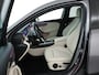 Mercedes-Benz A-klasse 250 e Star Edition Luxury Line Trekhaak | Night Pakket | Achteruitrijcamera | Ledkoplampen | Keyless-Go. Inclusief 24 maanden MB Certified garantie voor Europa.