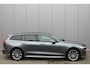 Volvo V60 T6 Twin Engine AWD Momentum Pro | Bodykit | Trekhaak | Dealer onderhouden | Leder