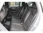 Volvo V60 T6 Twin Engine AWD Momentum Pro | Bodykit | Trekhaak | Dealer onderhouden | Leder
