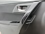 Toyota Auris 1.8 Hybrid Executive Limited | Cruise control | Privacy glass | Climate control | LM velgen |