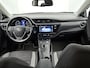 Toyota Auris 1.8 Hybrid Executive Limited | Cruise control | Privacy glass | Climate control | LM velgen |