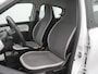 Renault Twingo SCe 70 EDC Intens - RIJKLAARPRIJS - All Seasonbanden - Achteruitrijcamera - Cruise Control