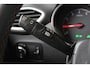 Opel Crossland X 1.2 Turbo Innovation | Comfortstoelen | Achteruitrijcamera | Navigatie | LED koplampen | Cruise control