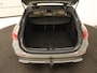 Mercedes-Benz C-klasse 200 Launch Edition Luxury Line | Panoramadak | Trekhaak | Leder | Stoelverwarming | Carplay | Camera | Sfeerverlichting | Navigatie | 18'' | Getint glas