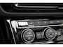 Volkswagen Touran 1.5 TSI 150pk DSG R-Line 7p | Panoramadak | Navigatie | Stoelverwarming | Achteruitrijcamera
