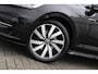 Volkswagen Touran 1.5 TSI 150pk DSG R-Line 7p | Panoramadak | Navigatie | Stoelverwarming | Achteruitrijcamera
