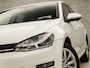 Volkswagen Golf 1.2 TSI Sportline (NAVIGATIE, CRUISE, CLIMATE, BLUETOOTH, GETINT GLAS, SPORTSTOELEN, NIEUWE APK, NIEUWSTAAT)