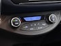 Toyota Yaris 1.5 Hybrid Bi-Tone | LM velgen | Dealer onderhouden |