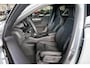 Volvo XC40 2.0 B3 Plus Dark STOEL/STUUR-VERW. | VAPOUR GREY