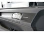 Volvo XC40 2.0 B3 Plus Dark STOEL/STUUR-VERW. | VAPOUR GREY