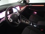 Volkswagen Golf 1.5 eTSI Style DSG / Adap. Cruise / Stoelverwarming / Navi