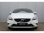 Volvo V40 T3 Polar+ Sport | Panoramadak | Parkeerverwarming | Stoelverwarming | Volvo on Call | Parkeercamera | Climate Control | Keyless Entree | Keyless start | Volvo Guard Alarm |