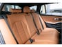 BMW 3-Serie Touring 330i Aut. | High Executive | Luxury Line | Head-Up Display | Navigatie incl. Apple CarPlay | HIFI | Achteruitrijcamera | Sportstoelen | 17" LM Velgen |