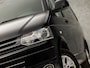 Volkswagen Transporter 2.0 TDI DC Dubbel Cabine Highline 141Pk Automaat (NAVIGATIE, STOELVERWARMING, PARKEERSENSOREN, BLUETOOTH, CRUISE, ARMSTEUN, SPORTSTOELEN, LM VELGEN, TREKHAAK, NIEUWE APK, NIEUWSTAAT)