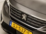 Peugeot 5008 1.2 PureTech Sport 7 Persoons (APPLE CARPLAY, GROOT NAVI, PARKEERSENSOREN, SPORTSTOELEN, CRUISE, LANE ASSIST, NIEUWE APK, NIEUWSTAAT)