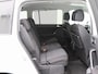 Volkswagen Touran 1.5 TSi 150 Pk Automaat R-Line 7-Pers | Trekhaak | Adaptive Cruise | Camera | Carplay | Climate Control | Stoel Verwarming | Parkeersensoren | LED | 17 Inch
