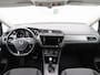 Volkswagen Touran 1.5 TSi 150 Pk Automaat R-Line 7-Pers | Trekhaak | Adaptive Cruise | Camera | Carplay | Climate Control | Stoel Verwarming | Parkeersensoren | LED | 17 Inch