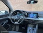 Volkswagen Golf 1.0 eTSI Life | CarPlay | Rijklaar| Automaat