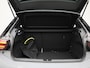 Volkswagen ID.3 Life 58 kWh | Automaat | Climatronic | Stuurverwarming | Stoelverwarming | Navigatie | Adaptive Cruise Control | Lane Assist | Parkeersensoren |