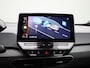 Volkswagen ID.3 Life 58 kWh | Automaat | Climatronic | Stuurverwarming | Stoelverwarming | Navigatie | Adaptive Cruise Control | Lane Assist | Parkeersensoren |