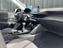 Peugeot 208 1.2 100pk Allure Pack | Navigatie | Apple CarPlay & Android Auto | Parkeersensoren achter