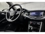 Opel Astra Sports Tourer 1.2 Elegance | Camera | Trekhaak | Half lederen bekleding | Parkeersensoren