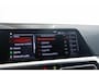 BMW 3-Serie Touring M340d xDrive Business Edition Plus Trekhaak - Panoramadak - Elektrischverstelbare stoelen - Stoelverwarming voor/achter - Getinte/geluiddempende ruiten - Head up - Active Cruise Control -