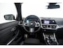 BMW 3-Serie Touring M340d xDrive Business Edition Plus Trekhaak - Panoramadak - Elektrischverstelbare stoelen - Stoelverwarming voor/achter - Getinte/geluiddempende ruiten - Head up - Active Cruise Control -