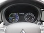 Mitsubishi Outlander 2.4 PHEV Intense+ | Climate Control | Apple Carplay / Android Auto | Panoramadak | Stoelverwarming | Stoelverwarming | Achteruitrijcamera | Lichtmetalen Velgen |