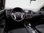 Mitsubishi Outlander 2.4 PHEV Intense+ | Climate Control | Apple Carplay / Android Auto | Panoramadak | Stoelverwarming | Stoelverwarming | Achteruitrijcamera | Lichtmetalen Velgen |