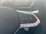 Volkswagen T-Cross 1.0 TSI DSG R-Line / Virtual cockpit / 18'' LMV / Achteruitrij camera / Navigatie / Stoel verwarning