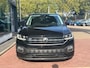 Volkswagen T-Cross 1.0 TSI DSG R-Line / Virtual cockpit / 18'' LMV / Achteruitrij camera / Navigatie / Stoel verwarning