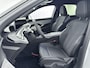 Peugeot E-3008 Allure 73 kWh 210PK | Fase 3 | Accurapport 97% | AppleCarPlay/AndroidAuto | Camera | 19''LMV | Navigatie | Adaptief Cruise Control | Climate Control | Digitaal Dashboard | Keyless | FULL LED |  Privacy Glass | Isofix |