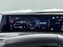 Peugeot E-3008 Allure 73 kWh 210PK | Fase 3 | Accurapport 97% | AppleCarPlay/AndroidAuto | Camera | 19''LMV | Navigatie | Adaptief Cruise Control | Climate Control | Digitaal Dashboard | Keyless | FULL LED |  Privacy Glass | Isofix |