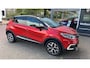 Renault Captur TCe 90 Intens | Trekhaak | Premium kleur Rouge Flamme | Camera achter | 17 inch Lichtmetalen velgen | R-link navigatie |