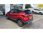 Renault Captur TCe 90 Intens | Trekhaak | Premium kleur Rouge Flamme | Camera achter | 17 inch Lichtmetalen velgen | R-link navigatie |