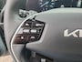 Kia Niro 1.6 GDi Hybrid DynamicPlusLine | Trekhaak | Stoel en stuurverwarming | Schuifdak | Parkeersensoren voor en achter | Adaptieve cruise control | Navigatie | Camera | Verbruik 1 op 20!