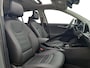Kia Niro 1.6 GDi Hybrid DynamicPlusLine | Trekhaak | Stoel en stuurverwarming | Schuifdak | Parkeersensoren voor en achter | Adaptieve cruise control | Navigatie | Camera | Verbruik 1 op 20!