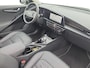 Kia Niro 1.6 GDi Hybrid DynamicPlusLine | Trekhaak | Stoel en stuurverwarming | Schuifdak | Parkeersensoren voor en achter | Adaptieve cruise control | Navigatie | Camera | Verbruik 1 op 20!
