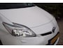 Toyota Prius 1.8 Comfort Hybride Navi Head-Up Clima Cruise Camera LMV Half Leder Led Verlichting JBL Sound ENZ.