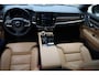 Volvo V90 2.0 T6 Plug-in hybrid AWD Ultra Bright | Luchtvering | B&W Audio | 360-camera | Head-up display | Schuif/kanteldak