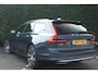 Volvo V90 2.0 T6 Plug-in hybrid AWD Ultra Bright | Luchtvering | B&W Audio | 360-camera | Head-up display | Schuif/kanteldak